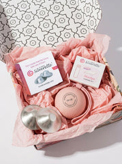 Silverette Starter Set with 925 silver nursing cups and accessories on a neutral background